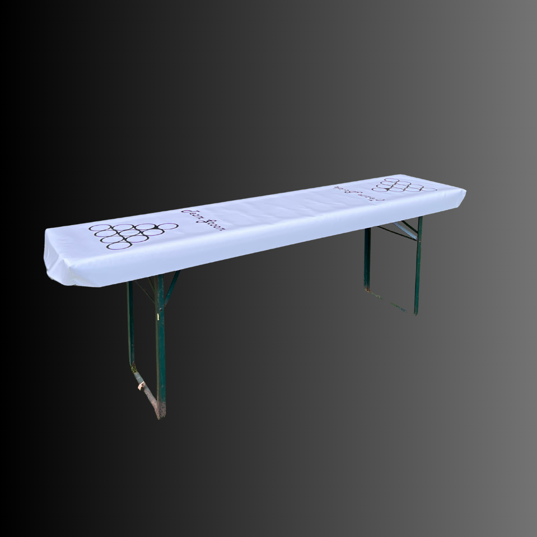 Weiße Bierpong-Biertischdecke aus PVC für Biertische, handgefertigt und abwischbar